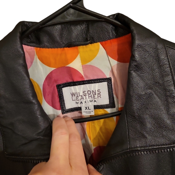 Wilson's Leather Jacket - Picture 2 of 8